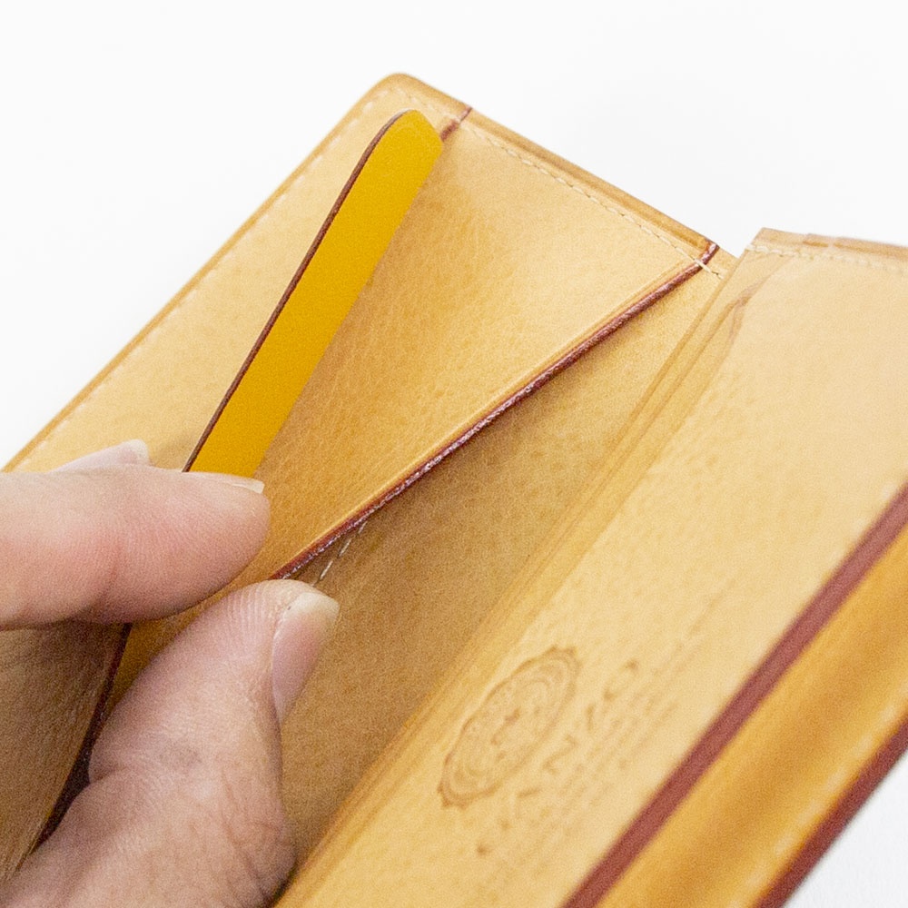 GANZO THIN BRIDLE ガンゾ シンブライドル 通しマチ 名刺入れ 57189