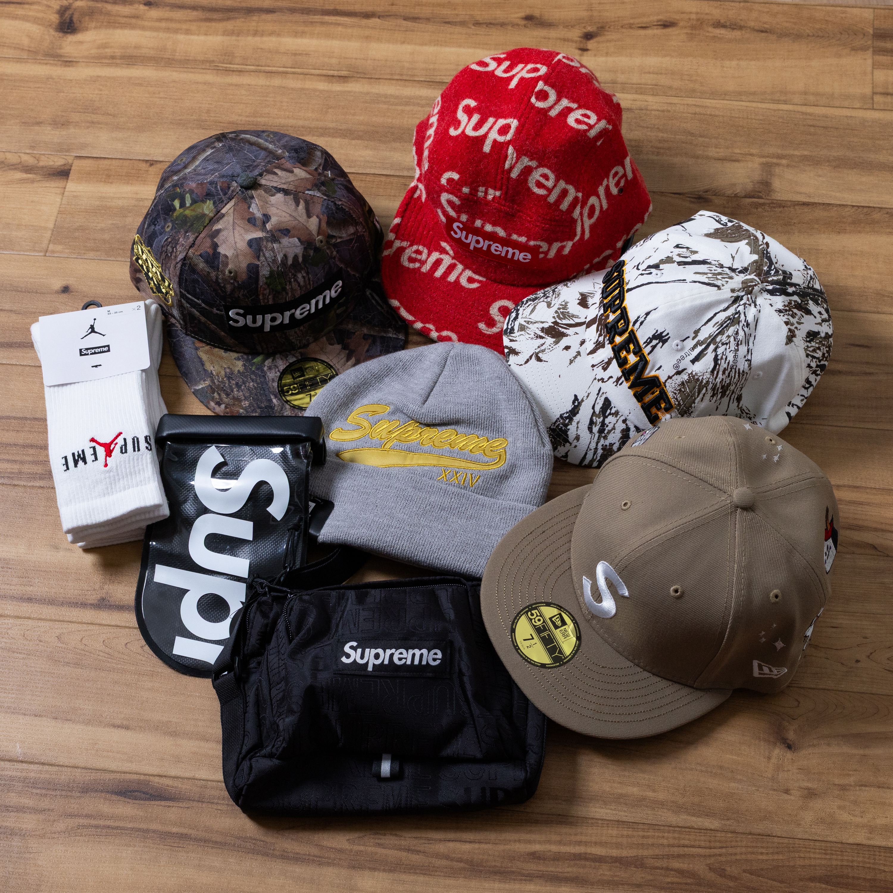 supreme ニューエラ59FIFTY ブラックキャップ 7 5/8 NEWERA キャップ 7