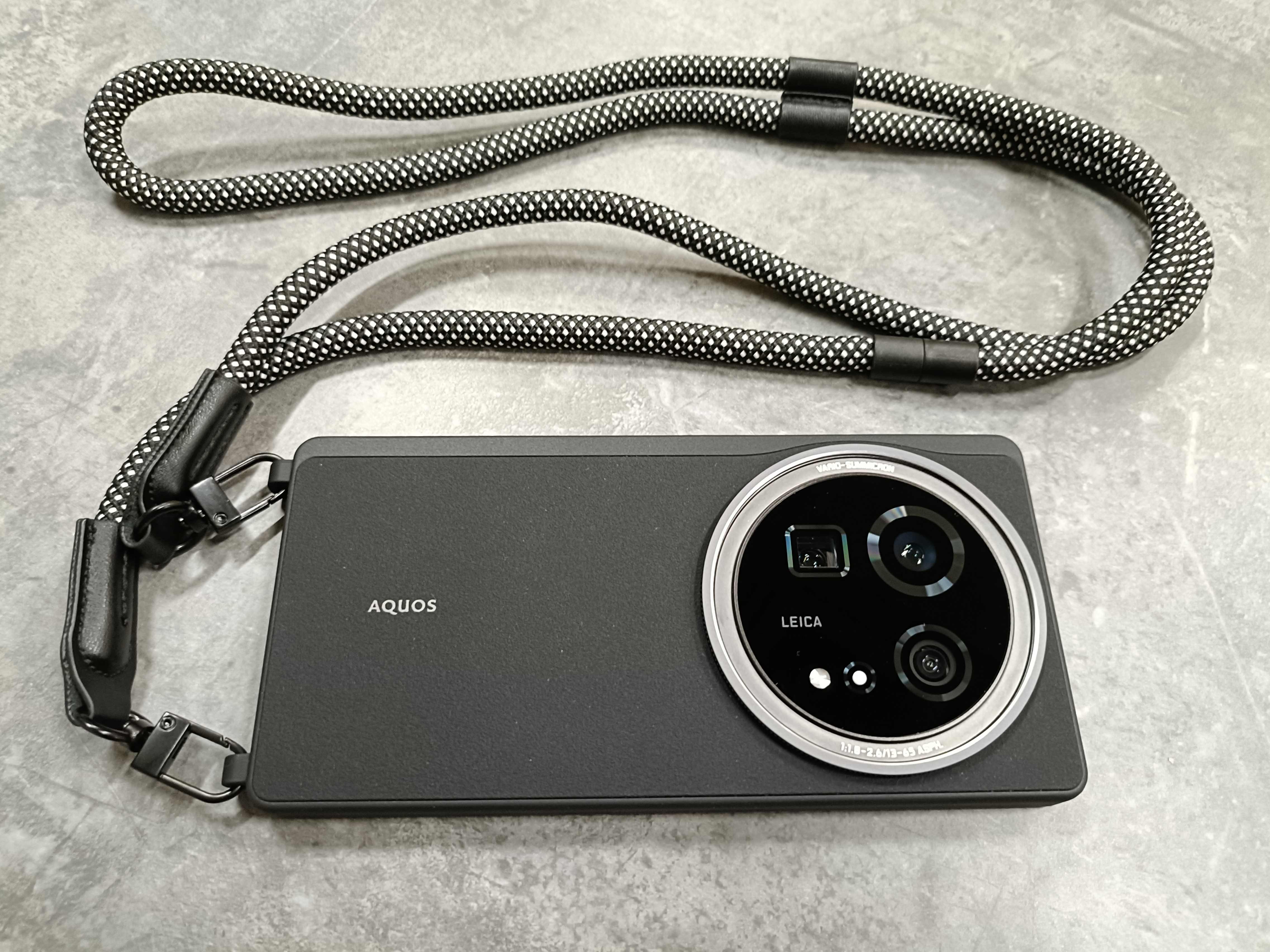 AQUOS R9 proを実機レビュー！カメラ好きの方必見の、ライカ社監修