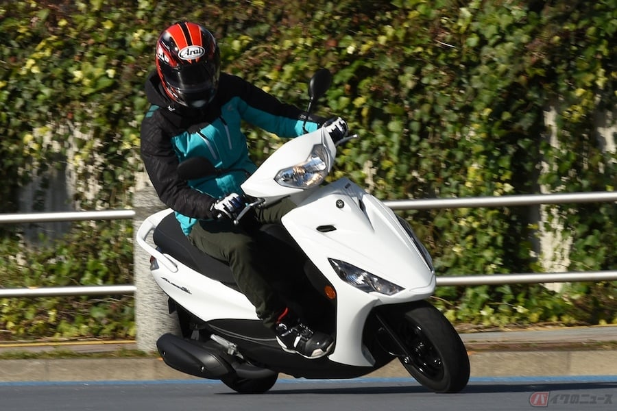 ヤマハ「アクシスZ」リーズナブルで普遍的なスタイル、走りや機能性に