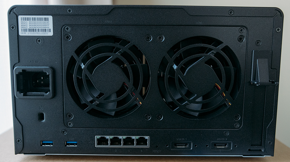 外付けHD運用をやめてNASを構築してみた - Synology DS1621+ [NAS001]