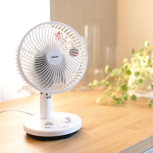 FAN TERRIOR 卓上扇風機 ホワイト FAN TERRIOR 卓上扇風機 ホワイト