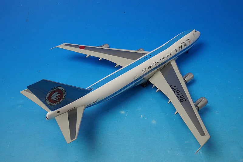 1:200 Boeing 747-100 ANA Mohawk Look JA8136 BBOX1212 Blue Box