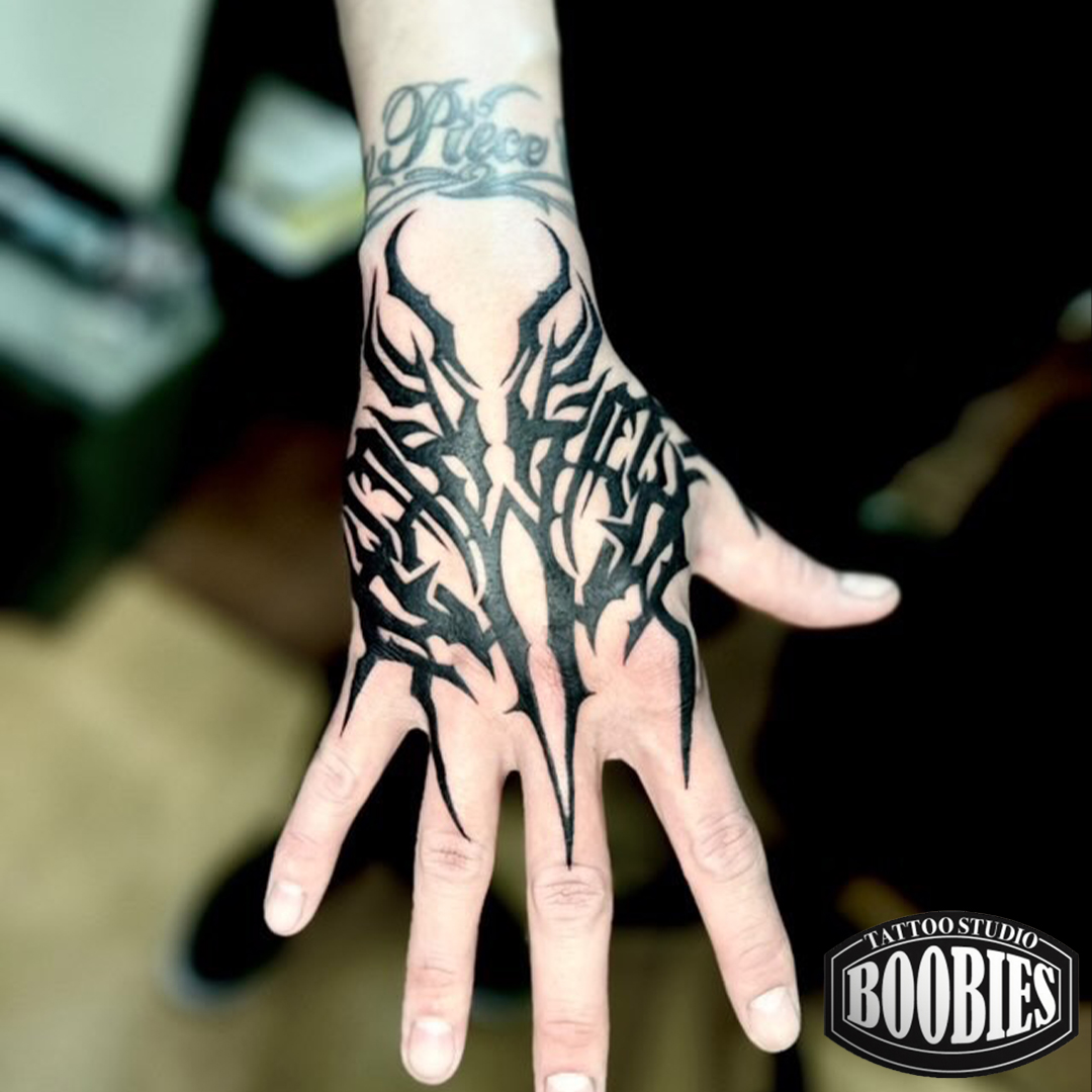 Tribal | 名古屋大須のタトゥースタジオ【 BOOBIES TATTOO NAGOYA 】