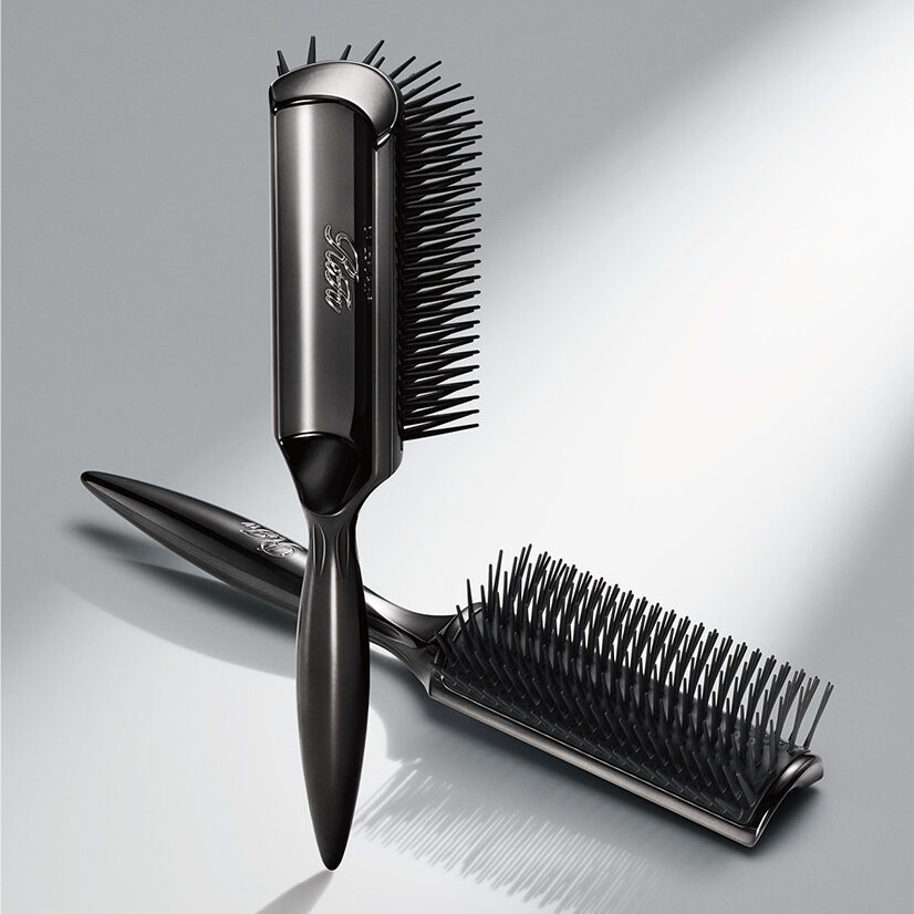 リファ、新作ブラシとヘアケアライン拡充で美習慣を刷新 | ボブログ