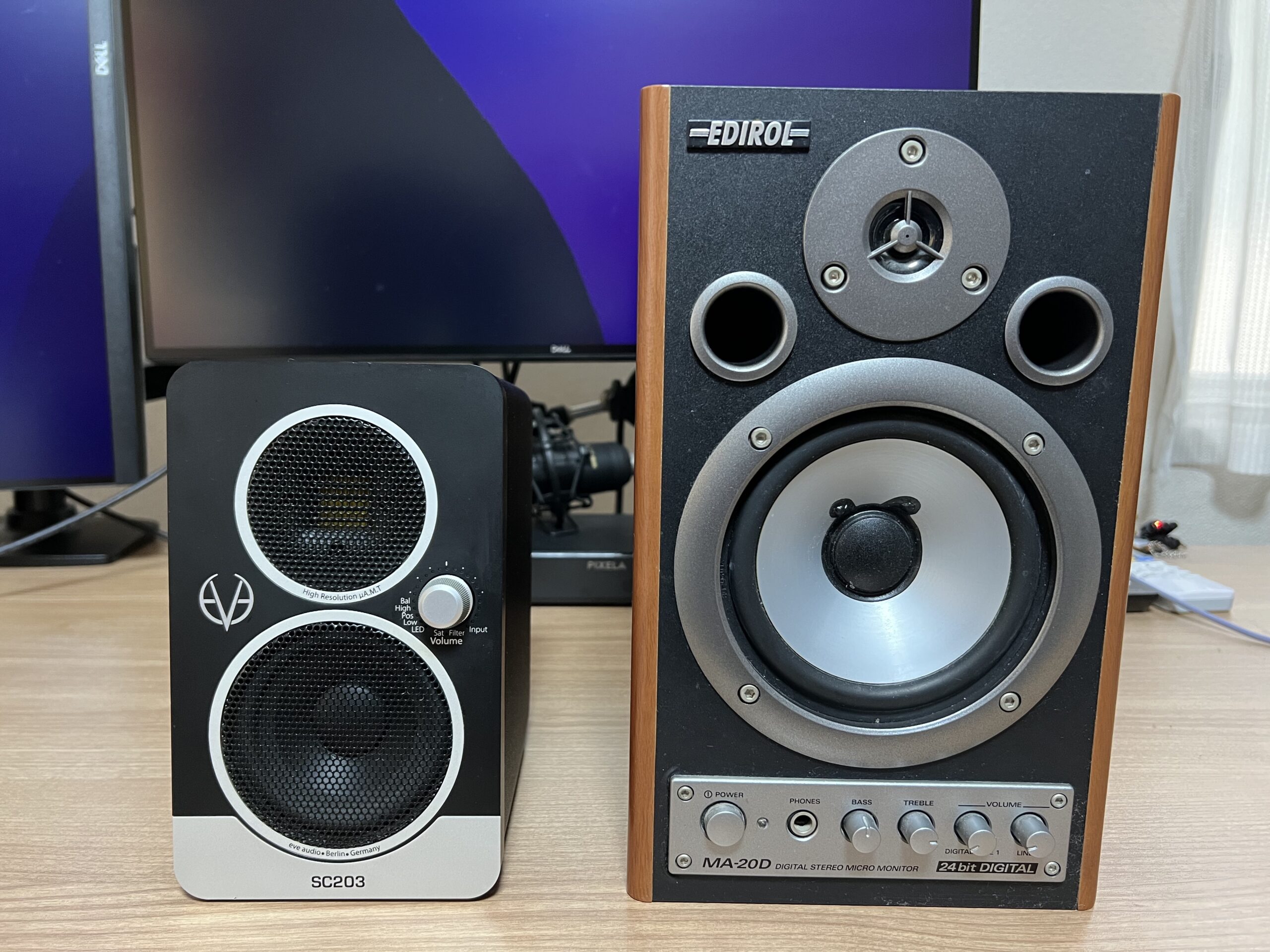 レビュー】「Roland MA-20D」から「EVE audio SC203」にスピーカー