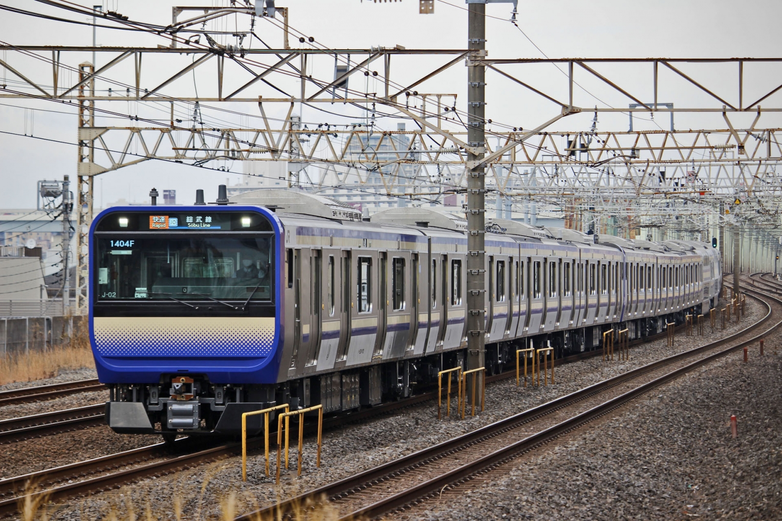 横須賀の新星－E235系1000番台、営業運転開始！: 鉄分補給〜時々ホビー