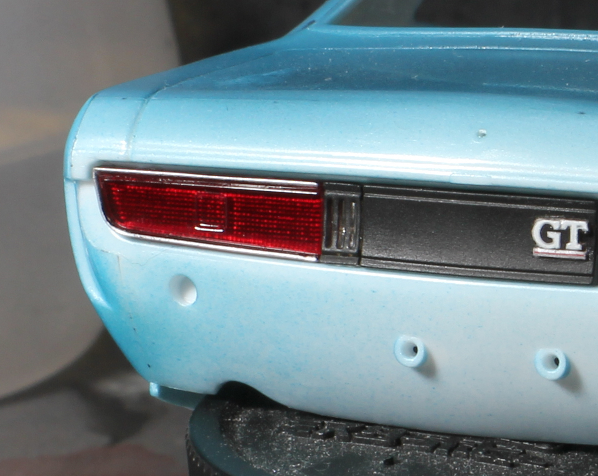 ハセガワ 初代セリカ1600GT テールランプ、バックライト塗装、そして