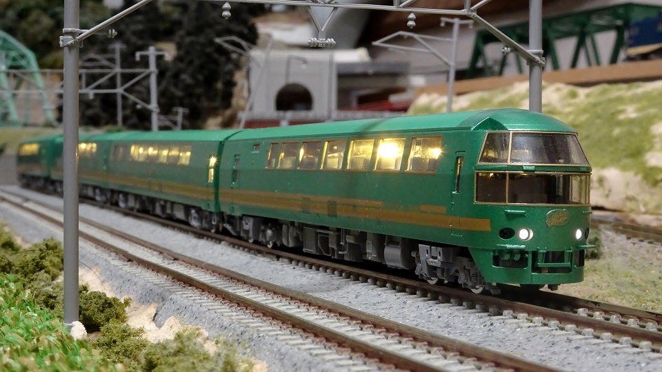 鉄道模型】JRキハ71系 ゆふいんの森I世・4両編成化後 - ビスタ模型