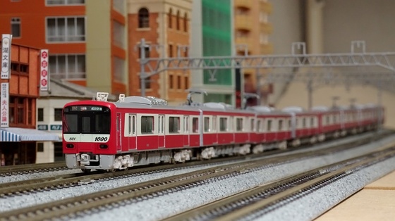 京急新1000形1800番台（1801+1805編成）入線！！ - ビスタ模型鉄道