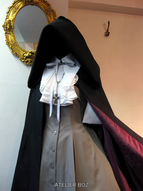 再入荷：フードロングマント[2113] | choice closet