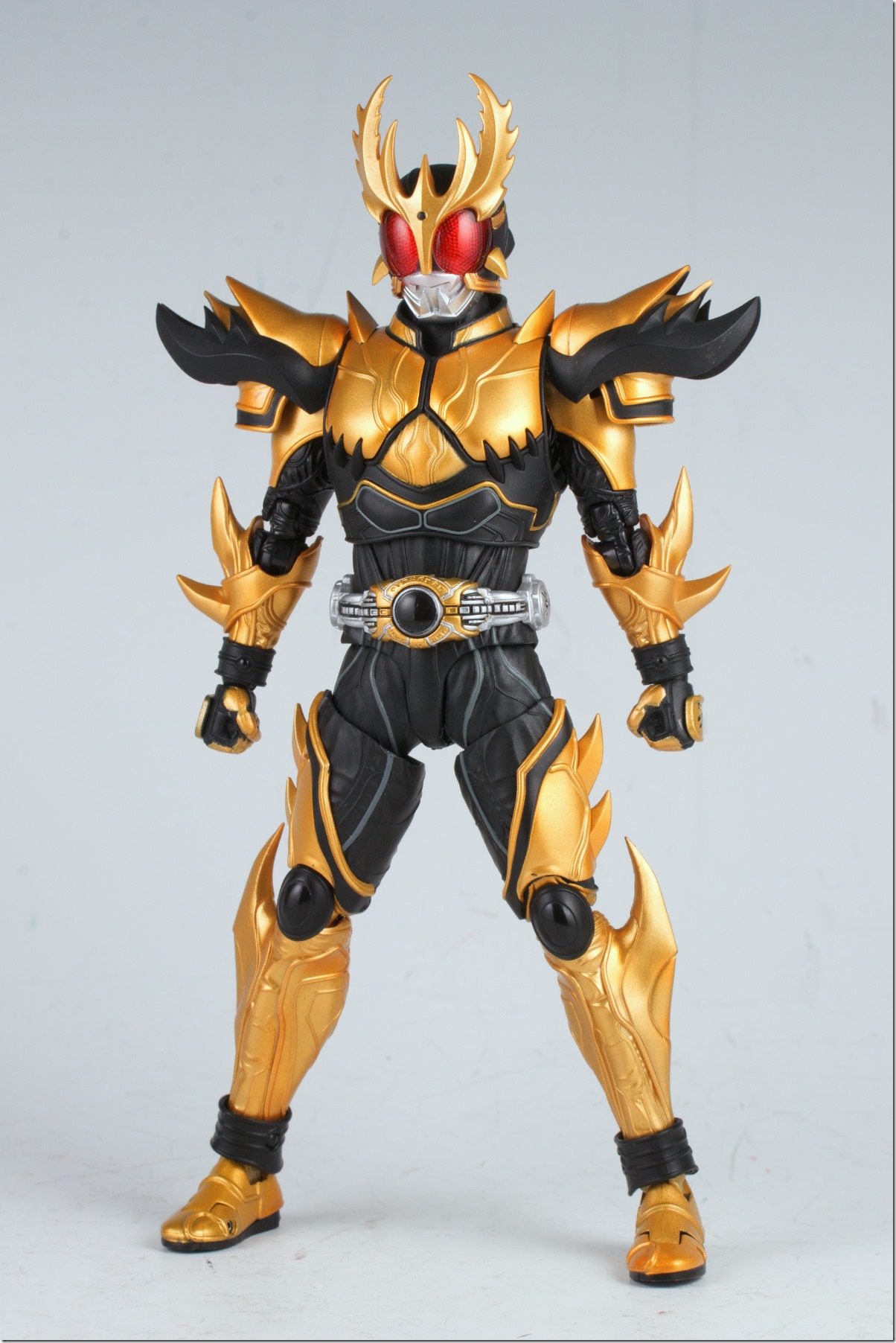 S.H.フィギュアーツ 真骨彫製法 仮面ライダークウガ ライジング