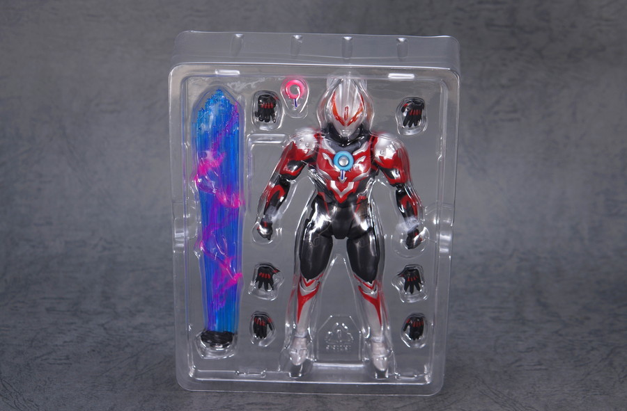 S.H.Figuarts ウルトラマンオーブ サンダーブレスター | D・Cの超卵