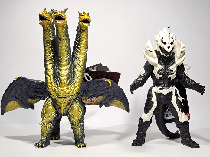 ムービーモンスターシリーズの新作ソフビを購入！（カイザーギドラ
