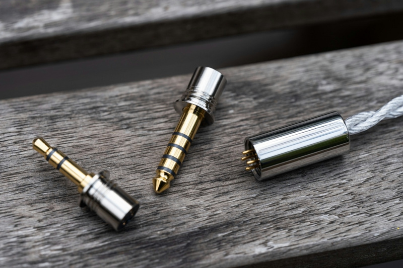 水月雨 PAVANE』レビューチェック ～イントラコンカ型フラッグシップ