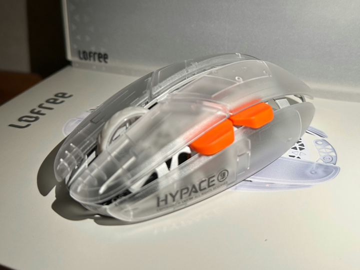 LOFREE、スケルトンシェル版も出回りだしたビルトオンフレーム構造の