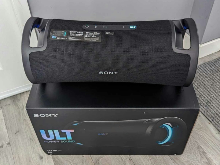 ソニー ULT FIELD 7』レビューチェック ～特大サイズで重低音サウンド