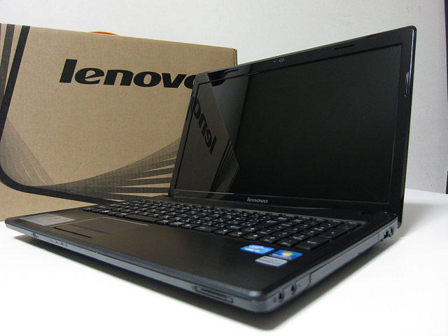 ノートPC 『Lenovo G570 4334CSJ』 レビュー ～外観～ | ヲチモノ