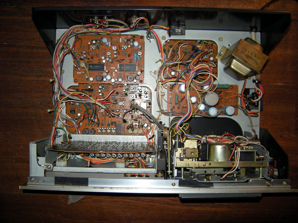 Victor STEREO CASSETTE DECK KD-85SA | 電気的懐古趣味