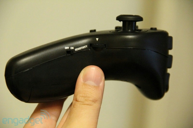 コントローラー】Splitfish 『FragFX Shark』 画像や動画など | ヲチモノ