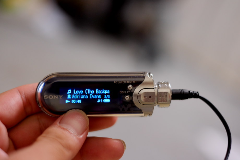 美品】SONY NW-E405 専用イヤホン付 動作保証 香水瓶 SONYウォークマン