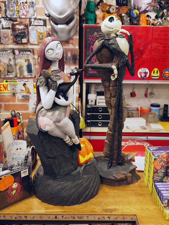 ナイトメアービフォアクリスマス ディズニーオークションのBIGな激レア