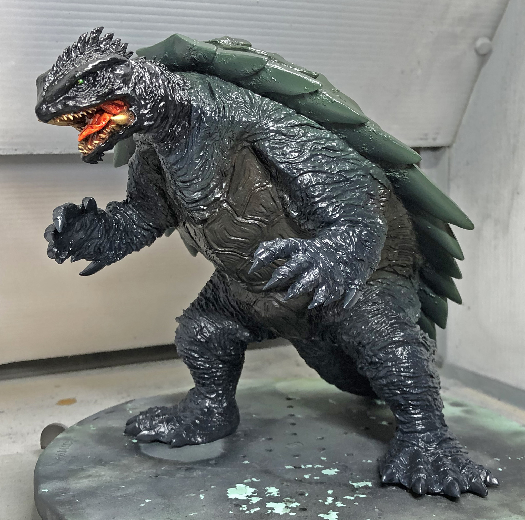 海洋堂 20cmシリーズ『ガメラ 1999』 腹甲・甲羅の塗装