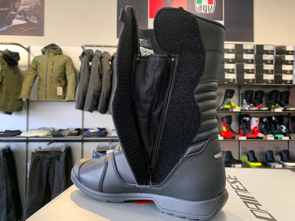 防水型ツーリングブーツ『BLIZZARD D-WP® BOOTS』