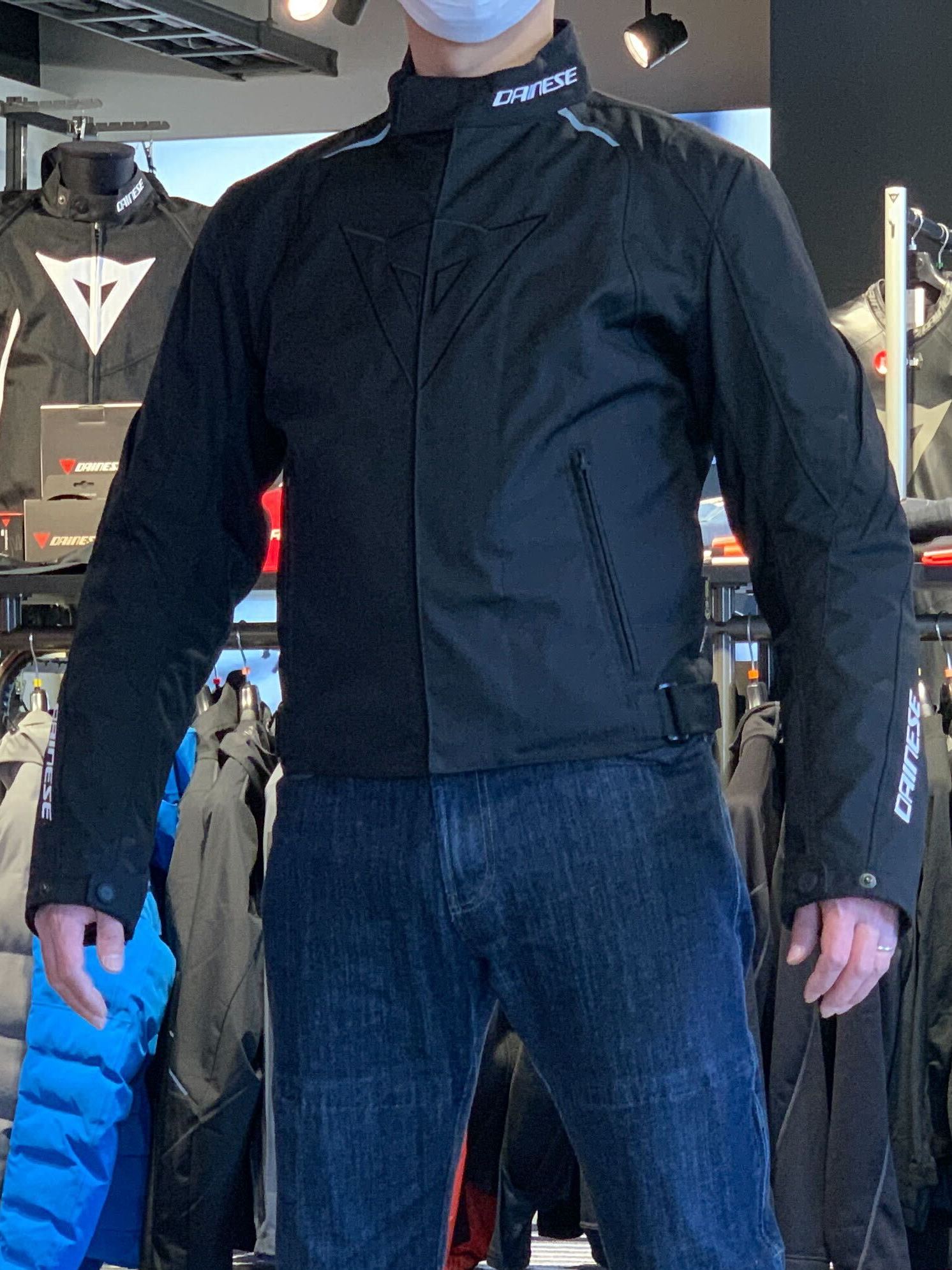 ダイネーゼのジャケットのサイズ感とフィッティングのススメ。秋冬向け