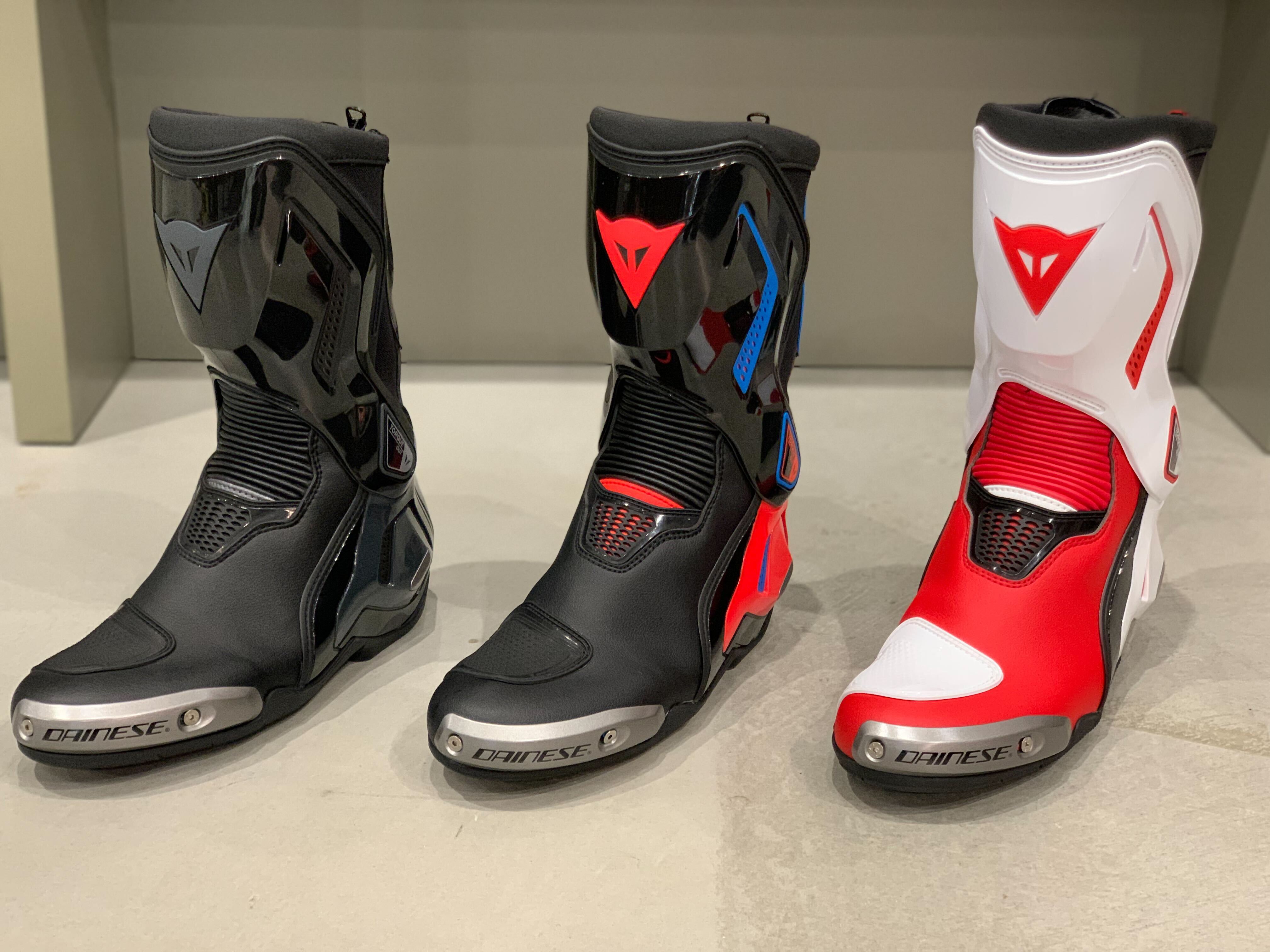 OUTブーツの最高峰「TORQUE 3 OUT BOOTS」のご紹介