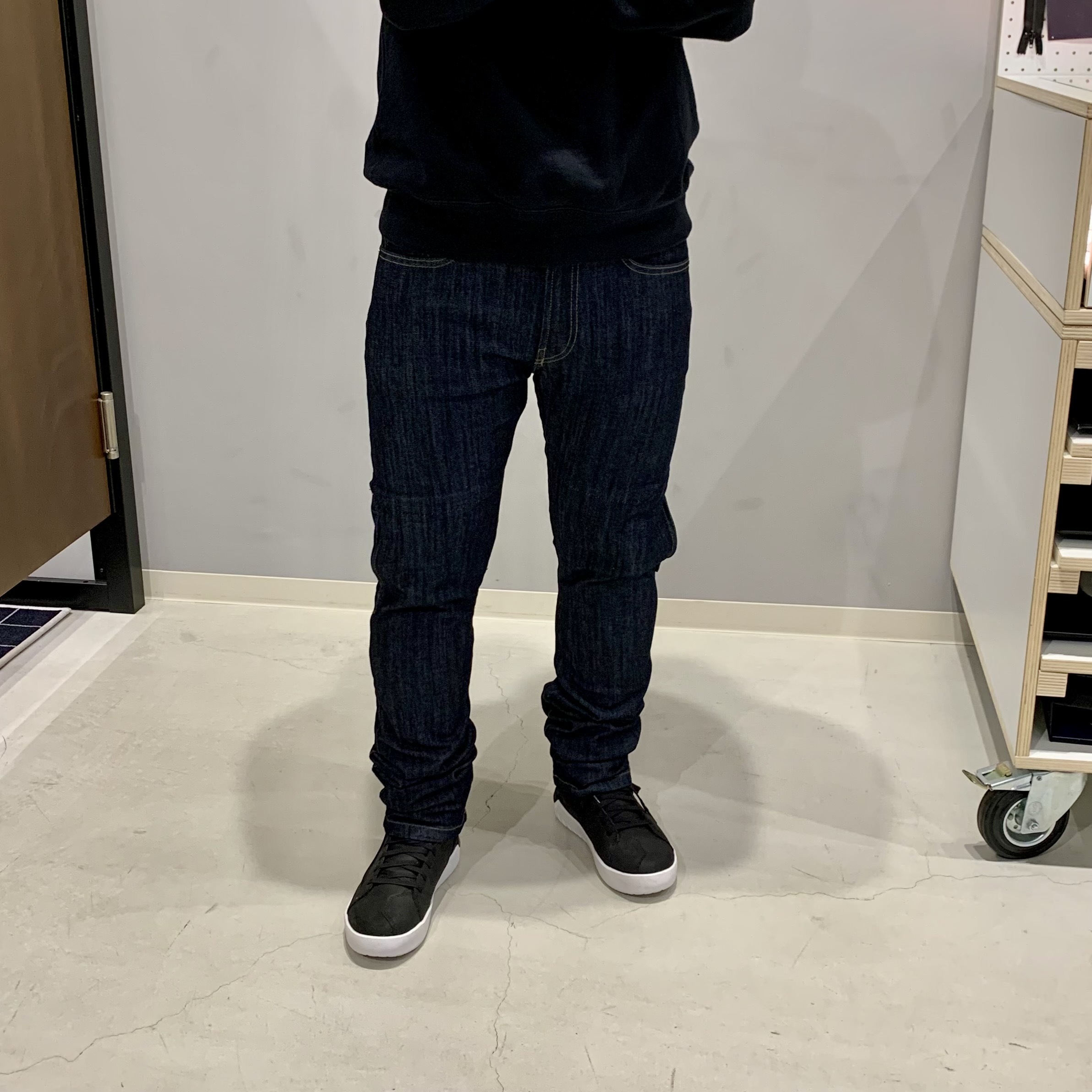 安全性と高い運動性を兼ね備えたダイネーゼのデニムシリーズをご紹介!!