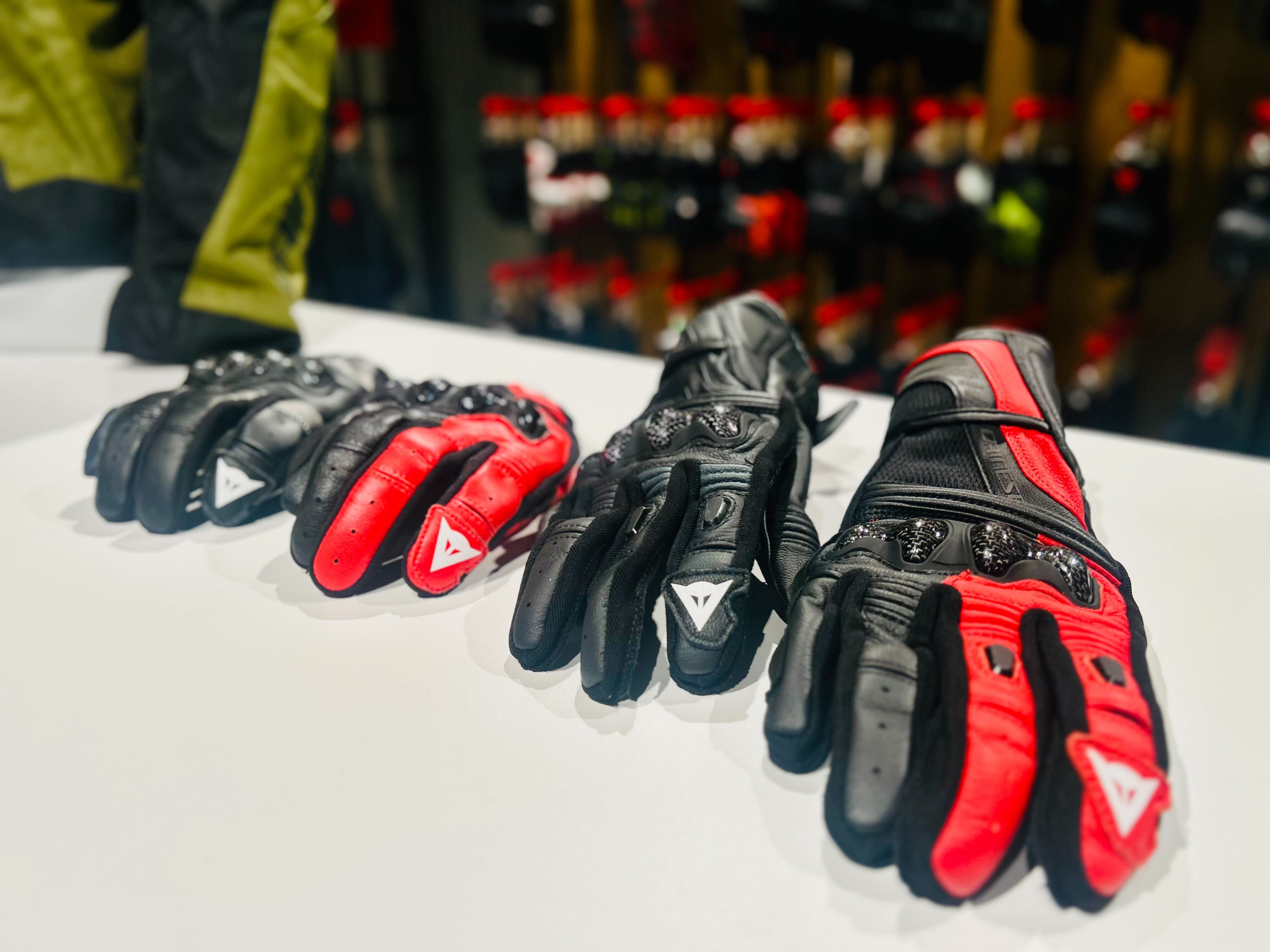 ダイネーゼ大阪 Dainese Osaka | オフィシャルWEBサイト | グローブ