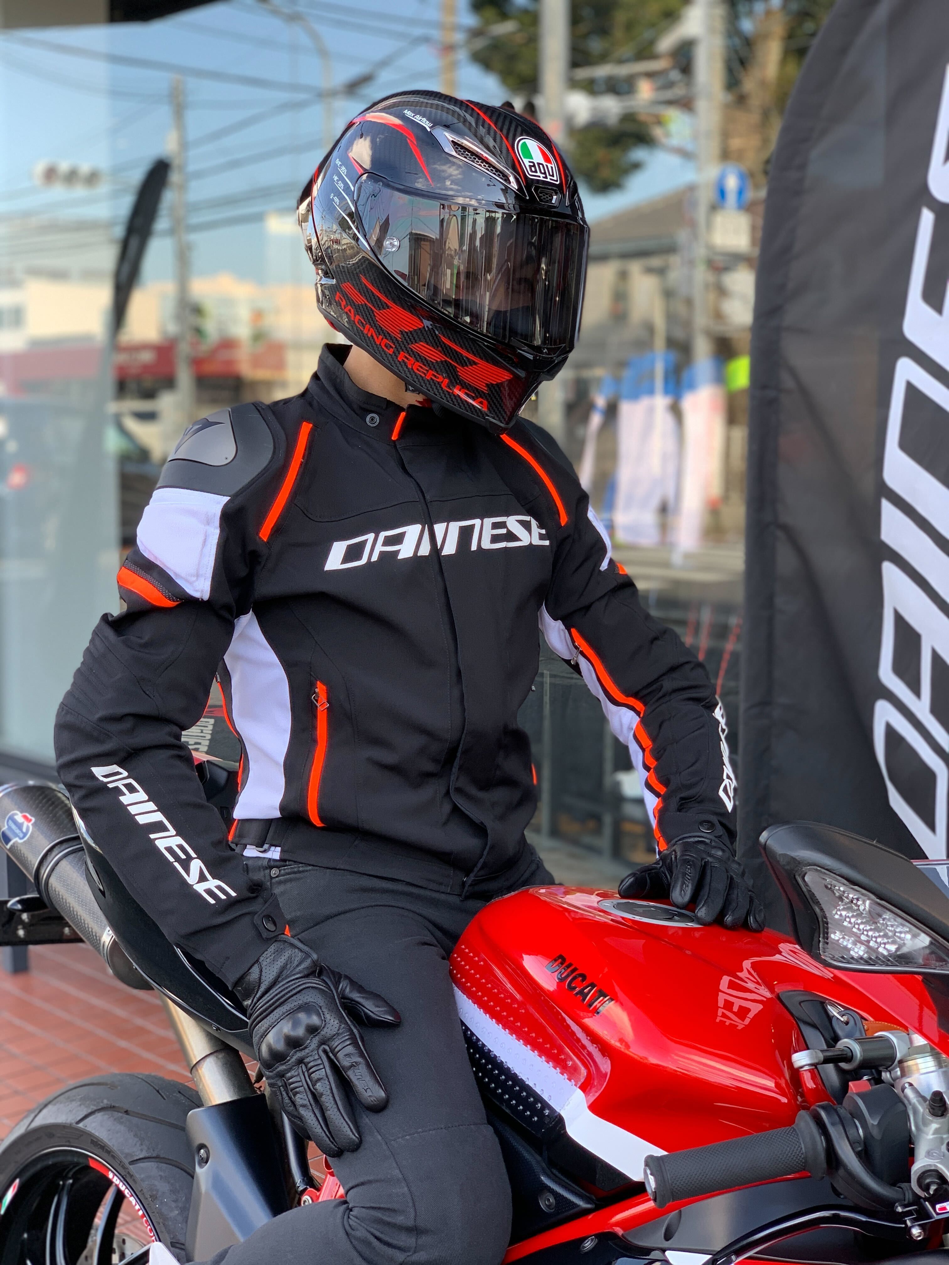 スタッフ愛用の逸品】スーパースポーツにピッタリの秋冬ジャケット編