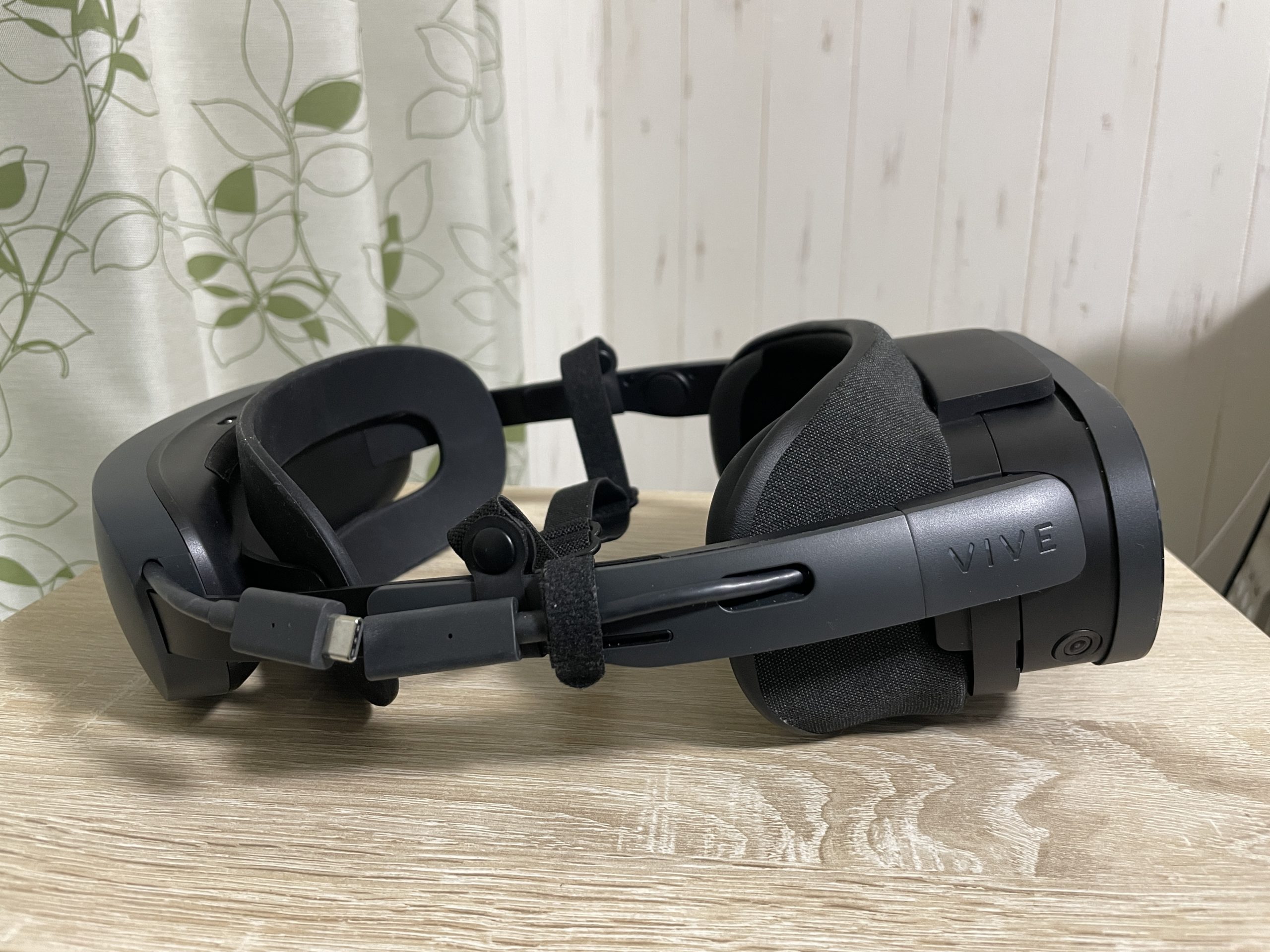 VIVE XR EliteのVRChatでのフェイストラッキングについて（VIVE