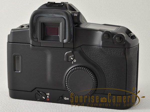 Canon（キヤノン）EOS 3／フラッグシップの高性能を先取りした軽快なAF