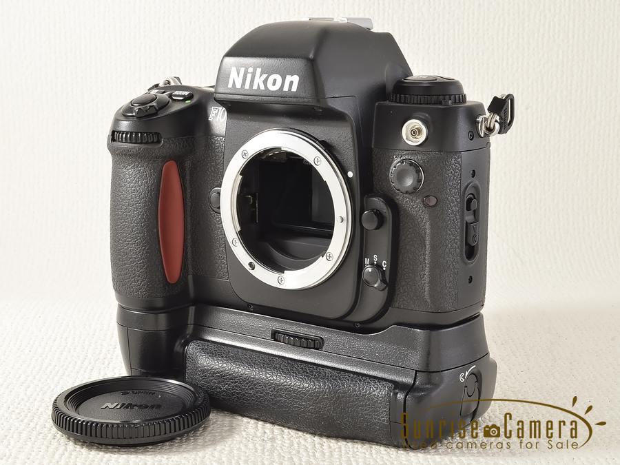 Nikon F100／コンパクトなボディに高性能を詰め込んだF5の弟分
