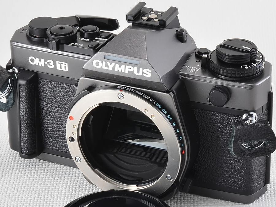 OLYMPUS（オリンパス）OM-3／オリンパス最後の機械式一眼レフにして