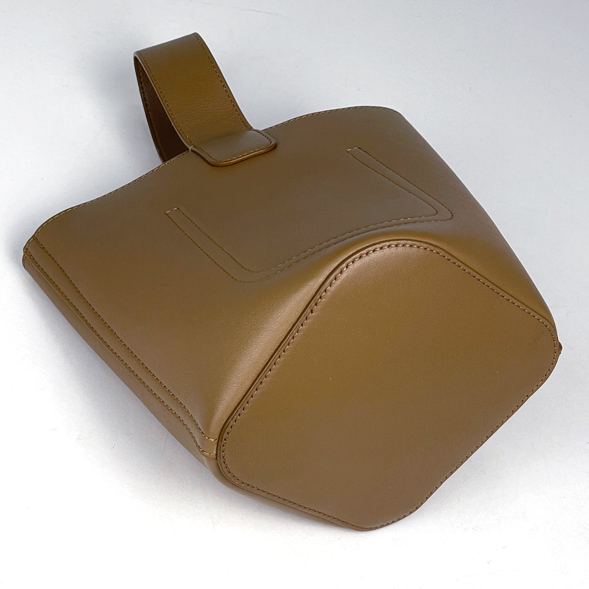 ロエベ ぺブル バケットバッグ ミニ ハンドバッグ レザー レディース