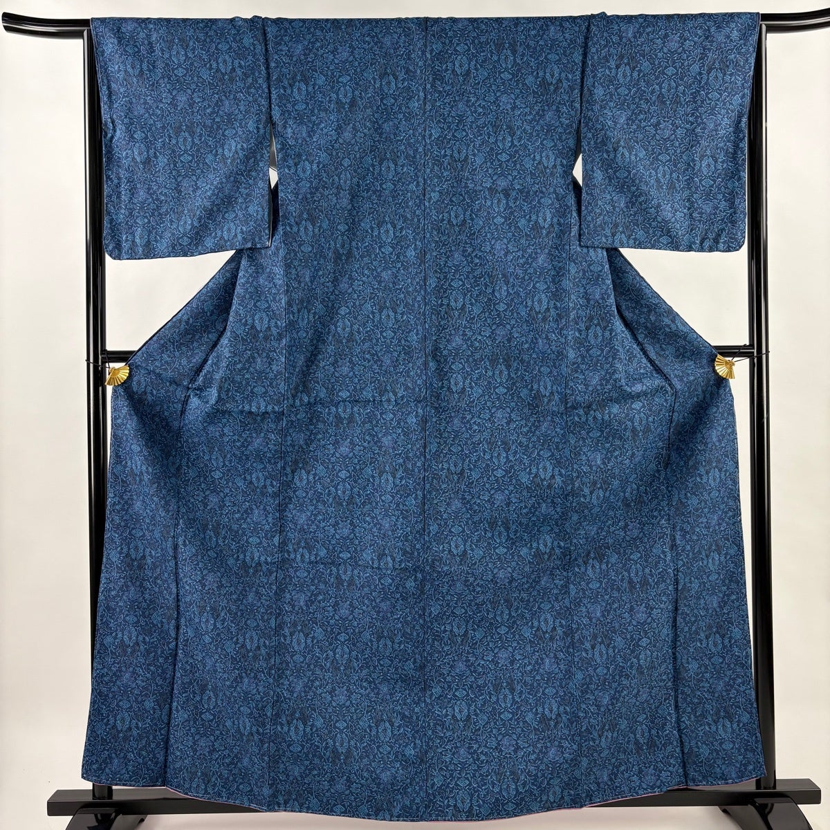 美品】 小紋 身丈163cm 裄丈66cm M 袷 洗える着物 草花 向かい鳥 藍色