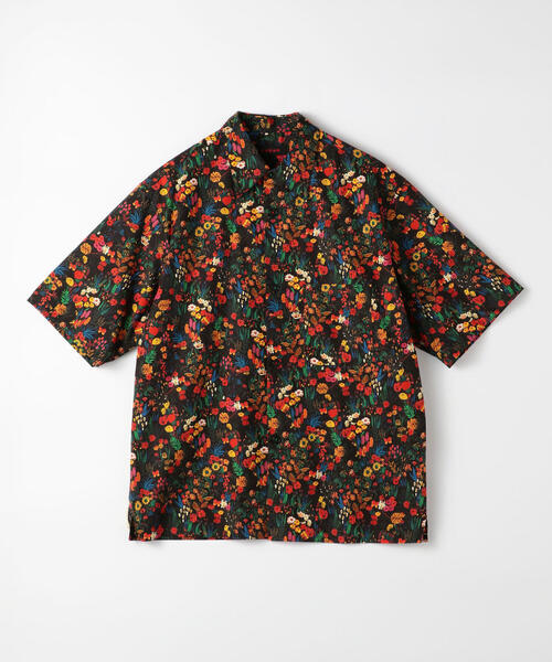 caban（キャバン）の「CABaN コットン フラワープリントハーフスリーブ