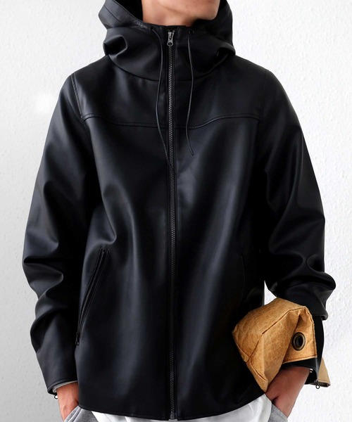 antiqua（アンティカ）の「軽量で丈夫！ラフに着られるヴィ―ガンレザー