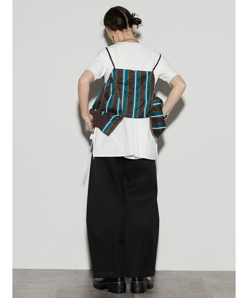 UN3D.（アンスリード）の「マルチストライプキャミソール