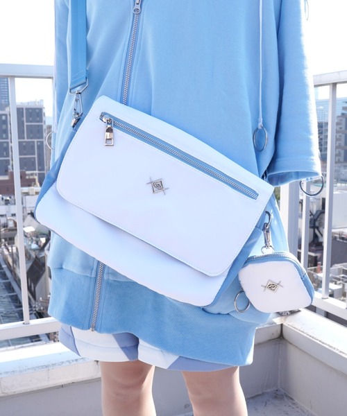 REFLEM（レフレム）の「『REFLEM/レフレム』ロゴチャーム付きボディ