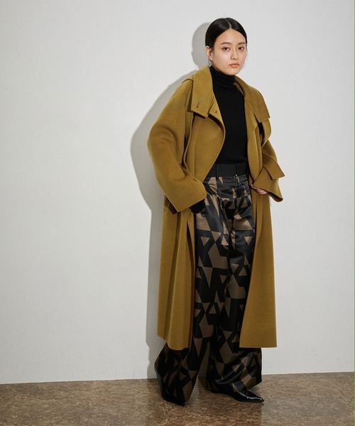 ADAM ET ROPE'（アダムエロペ）の「【2WAY】スタンドカラーフーデッド