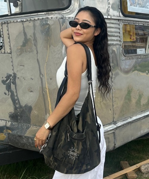 マルチウェイ刺繍バッグ（ショルダーバッグ）｜GOSSIP CLUB（ゴシップ