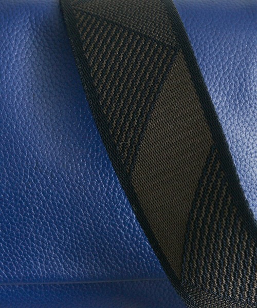 セール】《本革/470g》ワイドテープショルダーバッグ/ボディバッグ