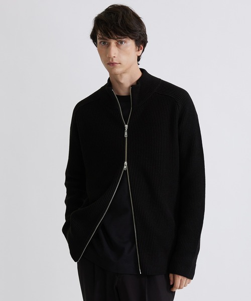 UNITED TOKYO（ユナイテッドトウキョウ）の「ウールリブジップ