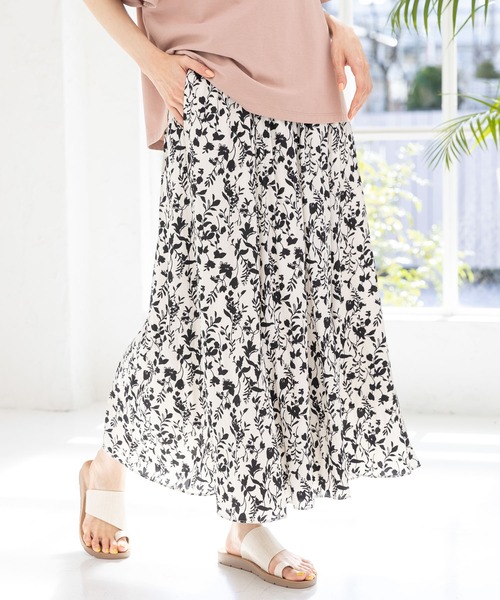 GLOBAL WORK（グローバルワーク）の「さらさらサテンフレアワイド