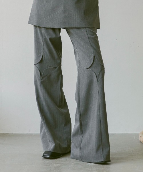 soerte（ソエルテ）の「Design tack wide flared pants/デザインタック