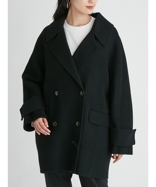 Mila Owen（ミラオーウェン）の「フラップポケットハーフ丈コクーン接